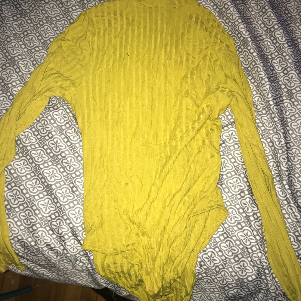 bright hello small turtle neck body suit